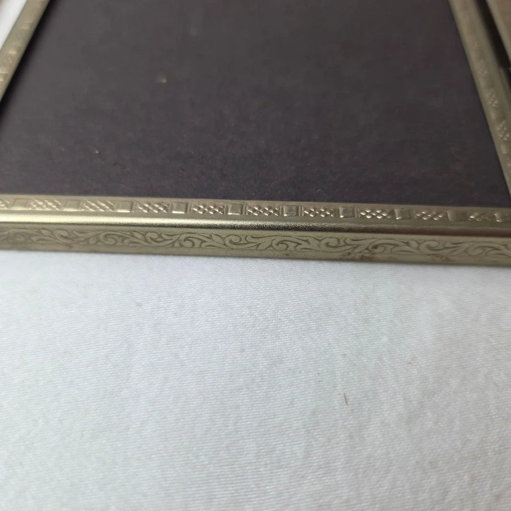 Vintage Brass Double Hinged Picture Frame 3.5x5 Filigree Gold Tone Made in Japan